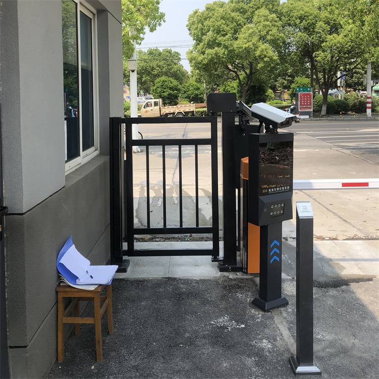 博爾塔拉伸縮門 現(xiàn)代智能門禁系統(tǒng)的全面解析